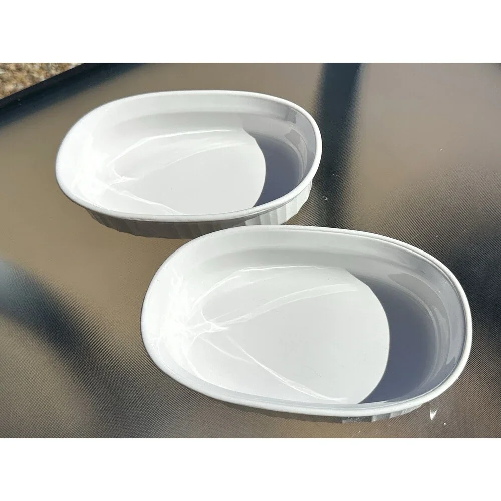 2 Corning Ware French White Oval Individual Casseroles F - 15 - B  475 ML  7 3/8